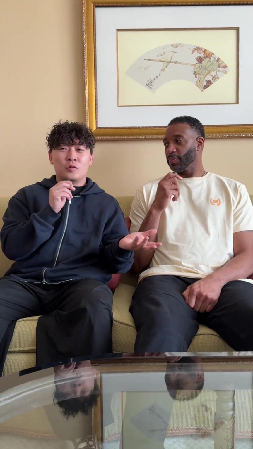 小伙子你真勇啊，在麥迪面前“那個(gè)，那個(gè)”的