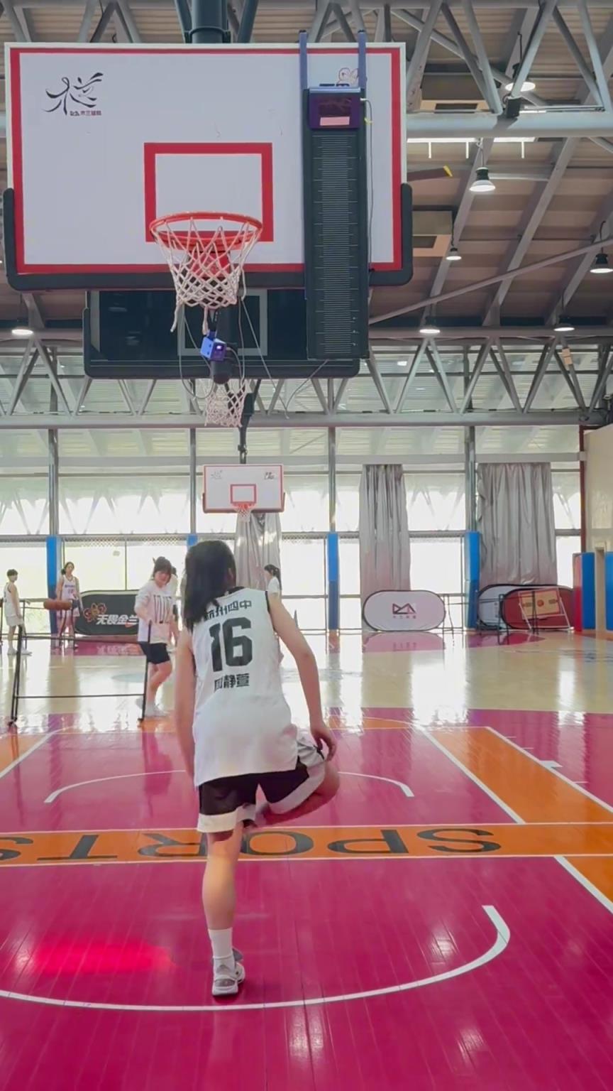 所以，你能摸高多少？